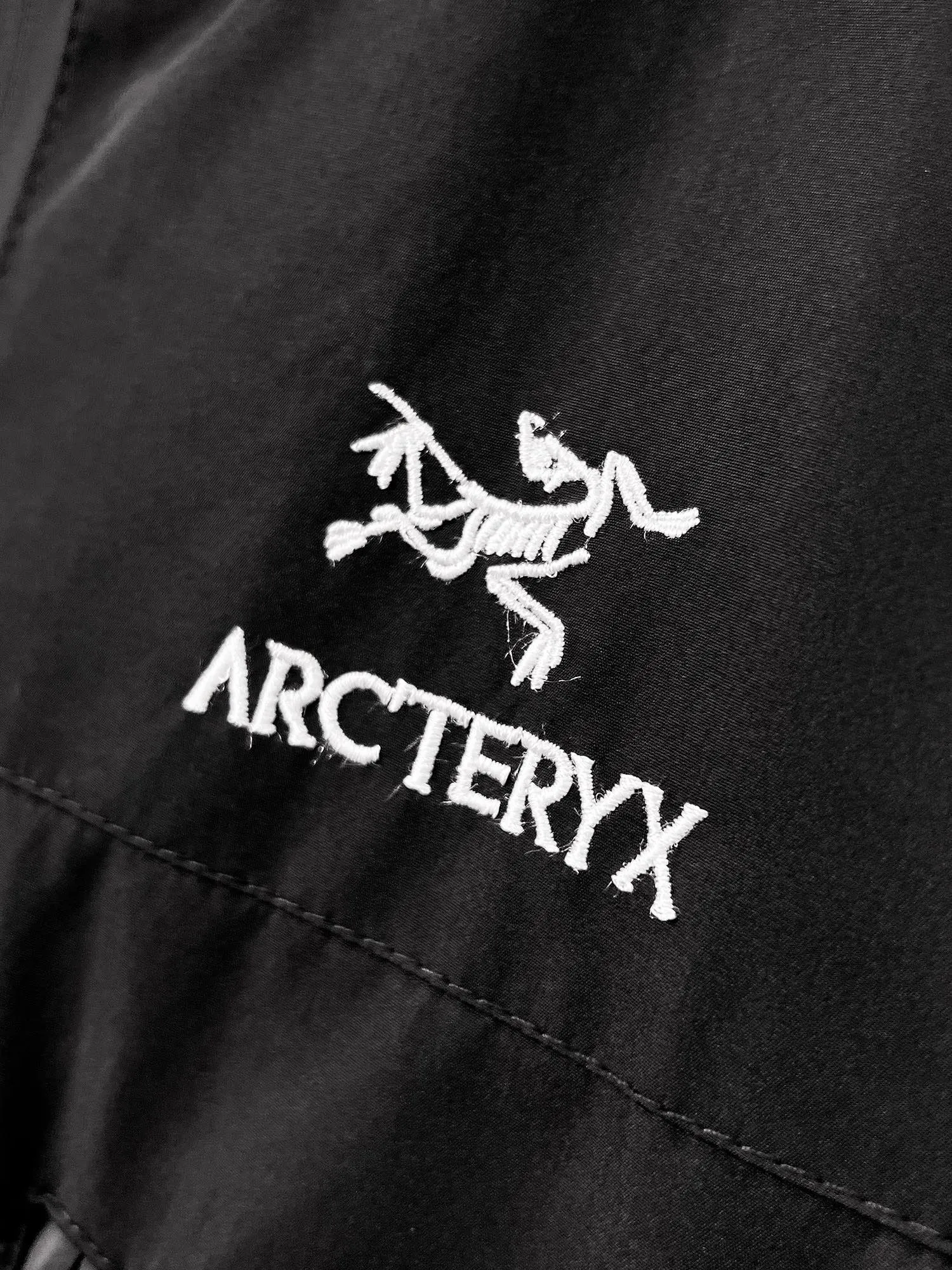 Same Style， ， 2026 New Arrival ， Original Premium Breathable ， ， ， Quality。 ， Sizes：M～3XL，